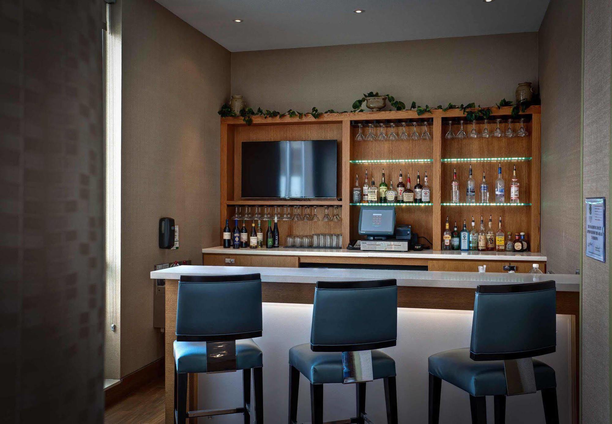 Springhill Suites By Marriott Wichita Airport Eksteriør billede